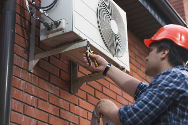 aircon technician